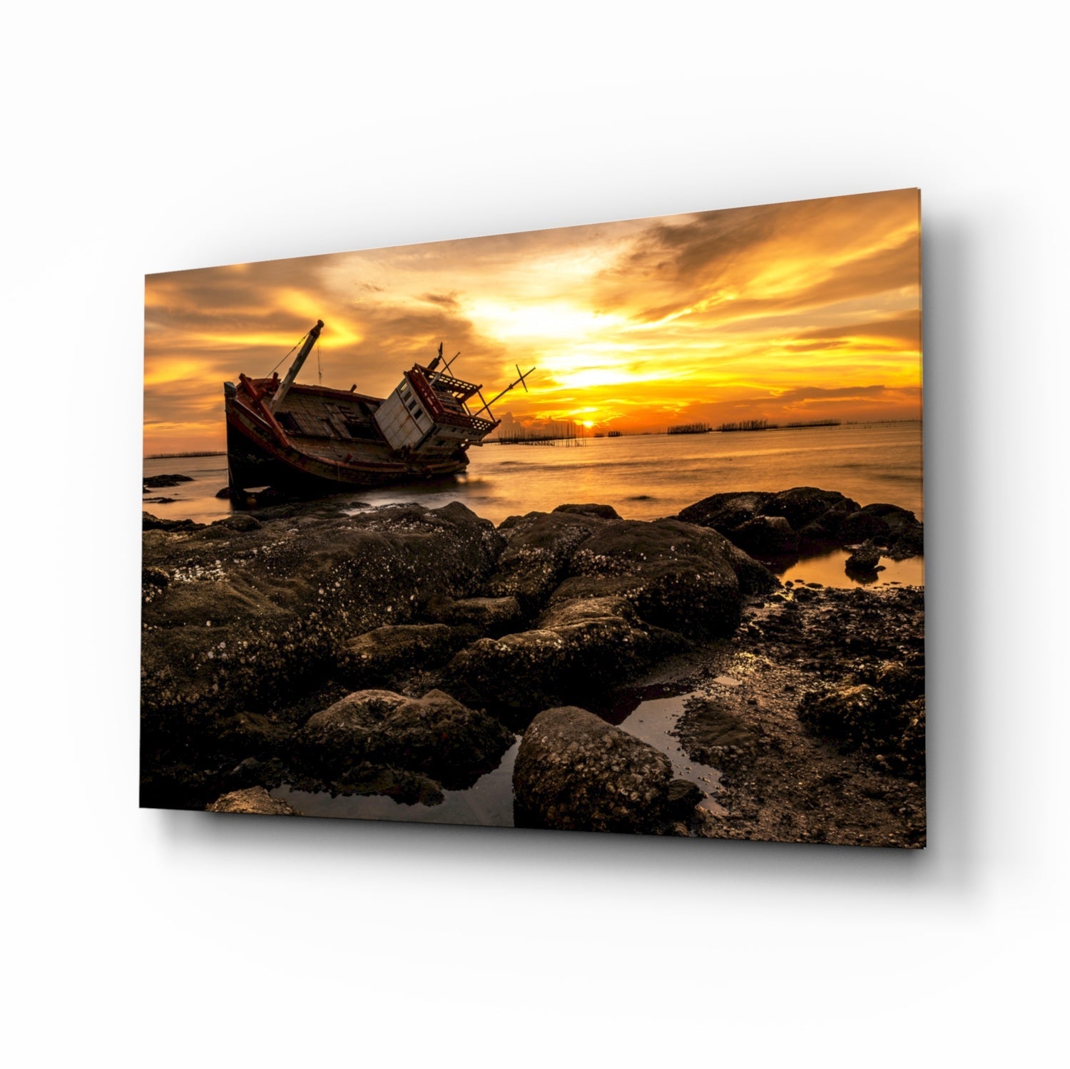 Ship Wreck Glass Wall Art-0